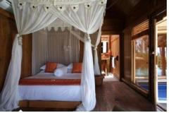 You Sea Bali 4: Pantai Seseh